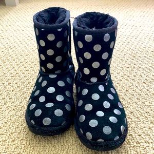 Girls size 11 UGG boots